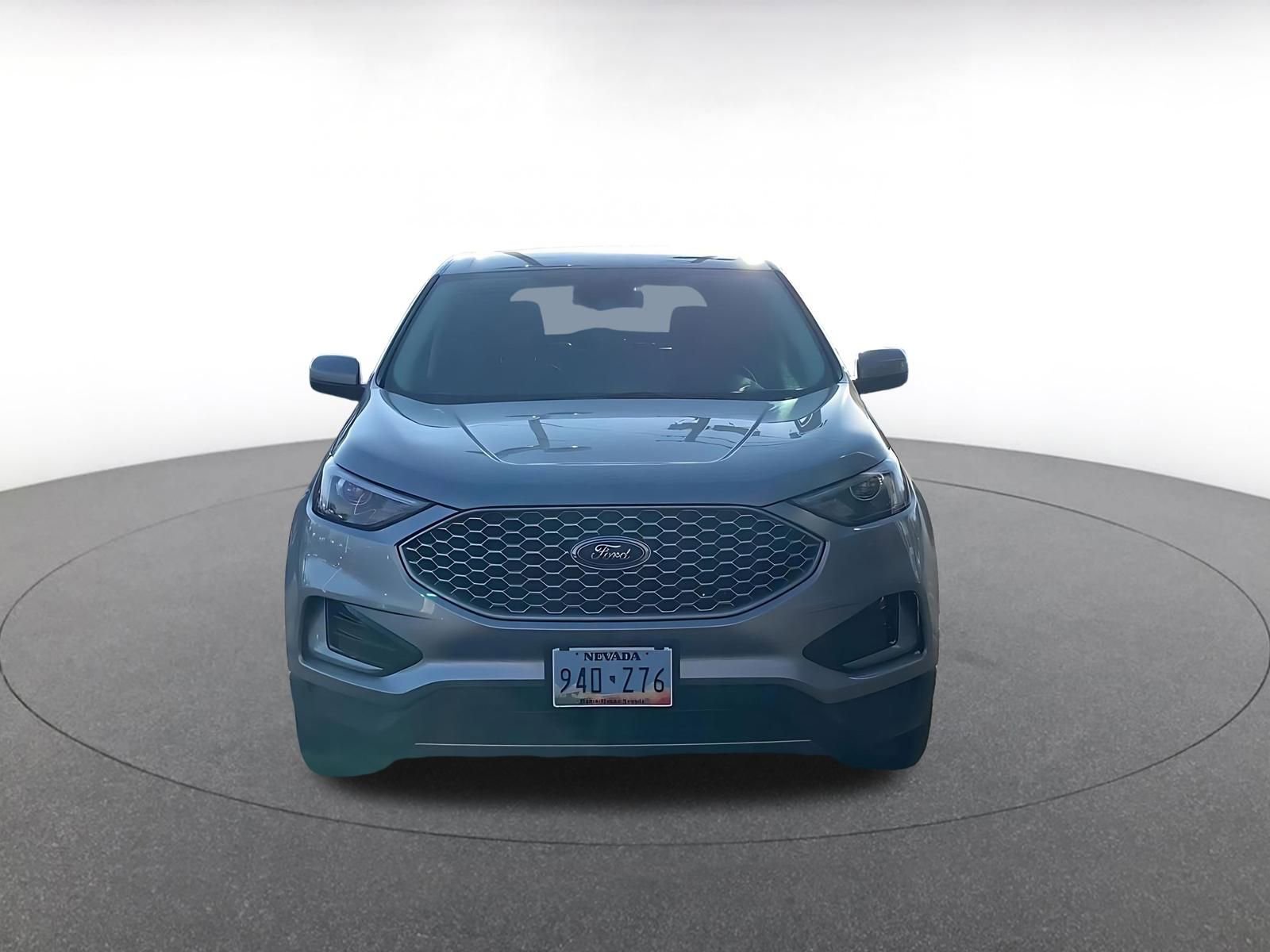 Used 2024 Ford Edge SEL image 4