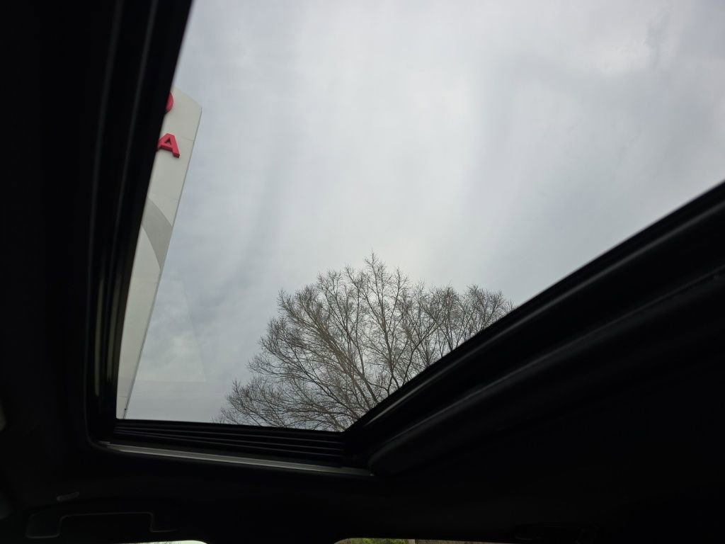 Used 2025 Toyota RAV4 XSE image 34