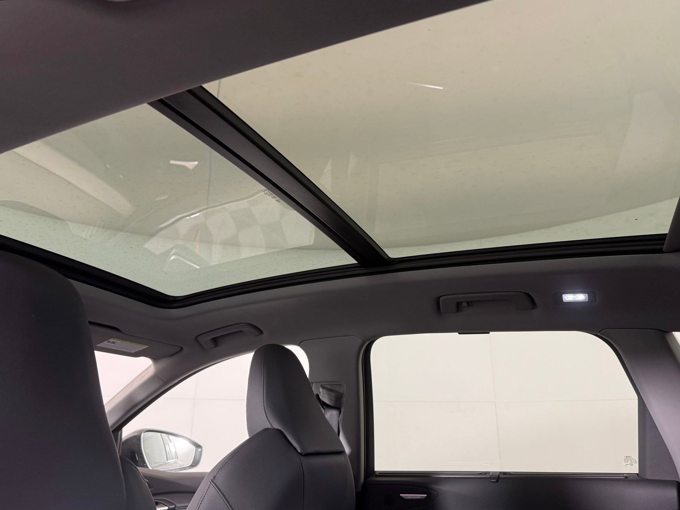 New 2025 Audi Q6 e-tron Premium Plus image 15