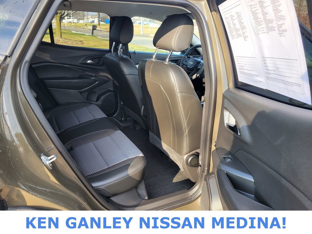 Used 2024 Chevrolet Trax LT image 44