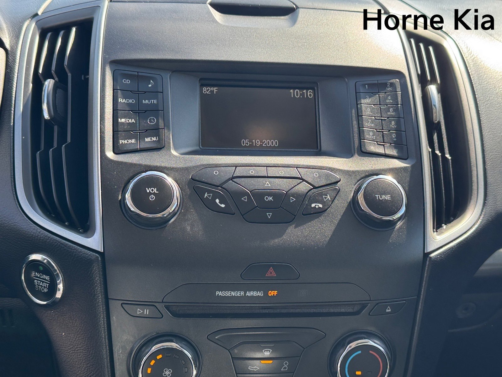 Used 2016 Ford Edge SE image 21