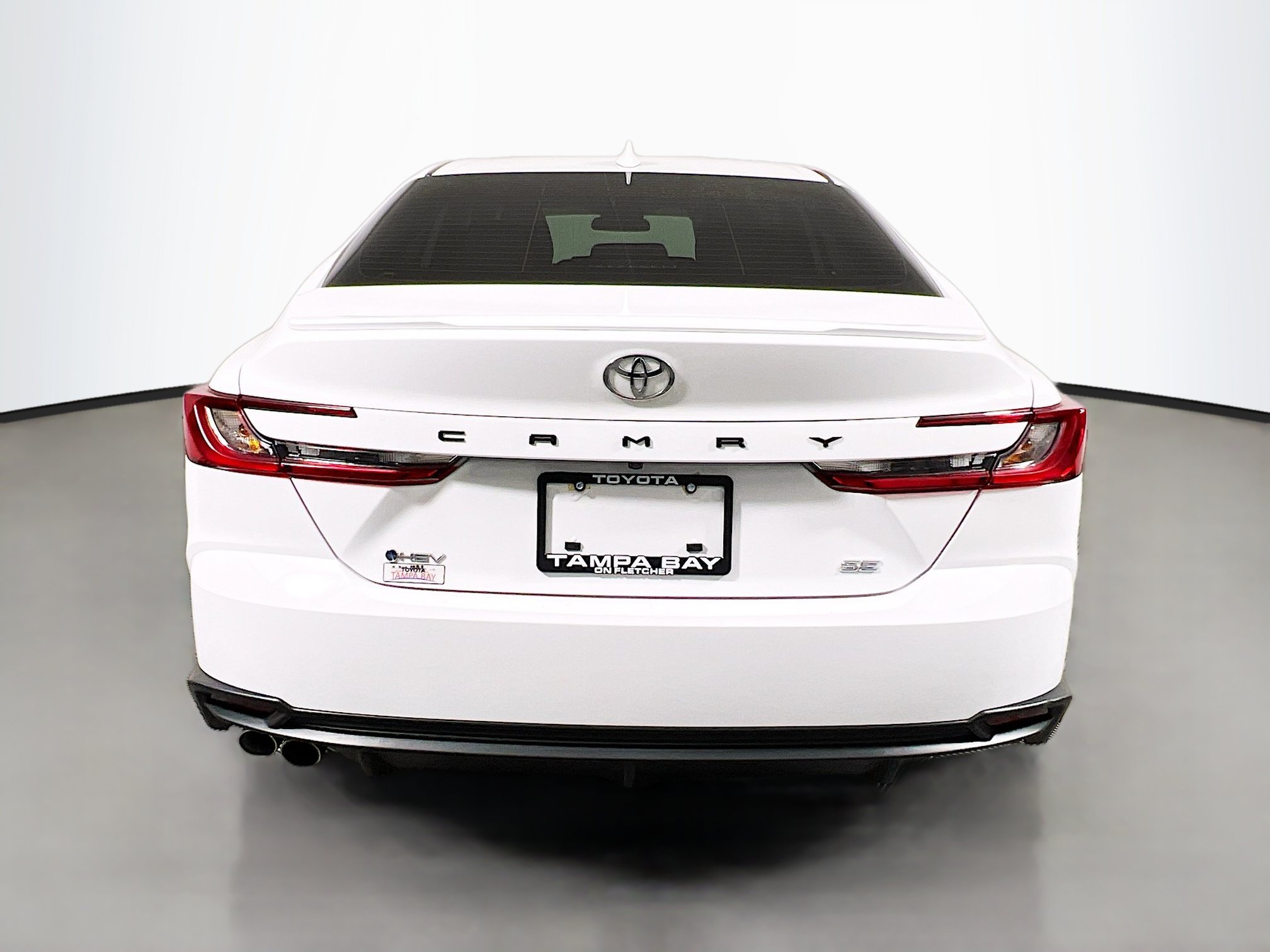 Used 2026 Toyota Camry SE FWD image 6