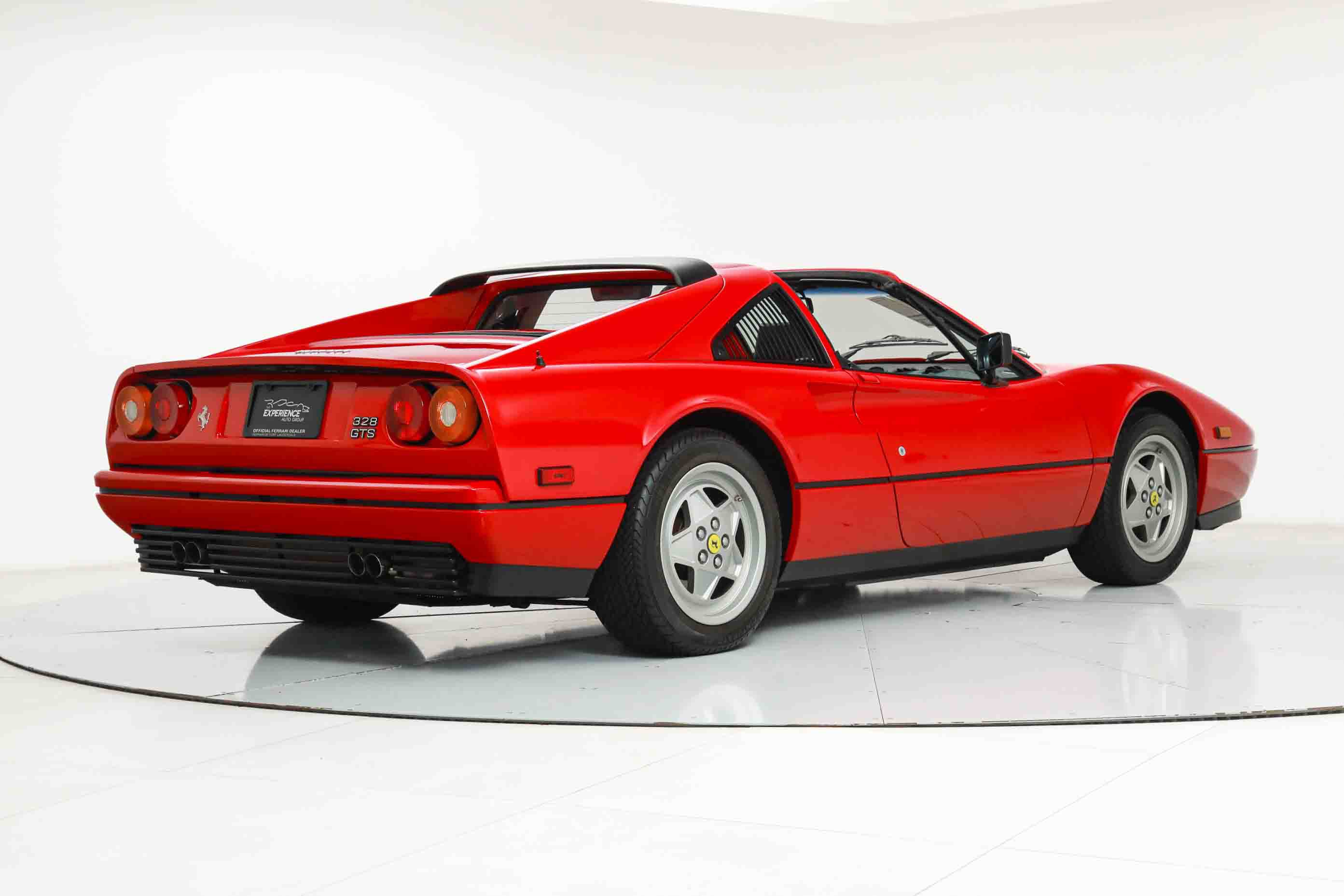 Used 1989 Ferrari 328 GTS RWD image 3