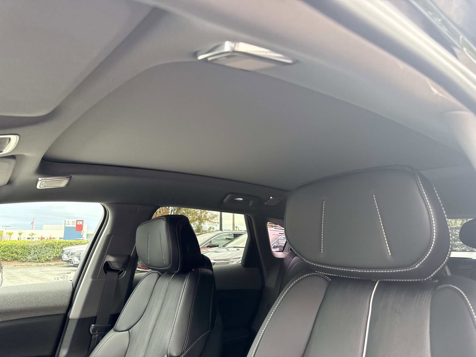 New 2026 Cadillac Optiq Luxury 2 image 24