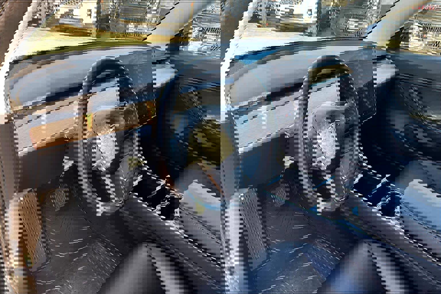 Used 2018 Tesla Model 3 Mid Range image 16