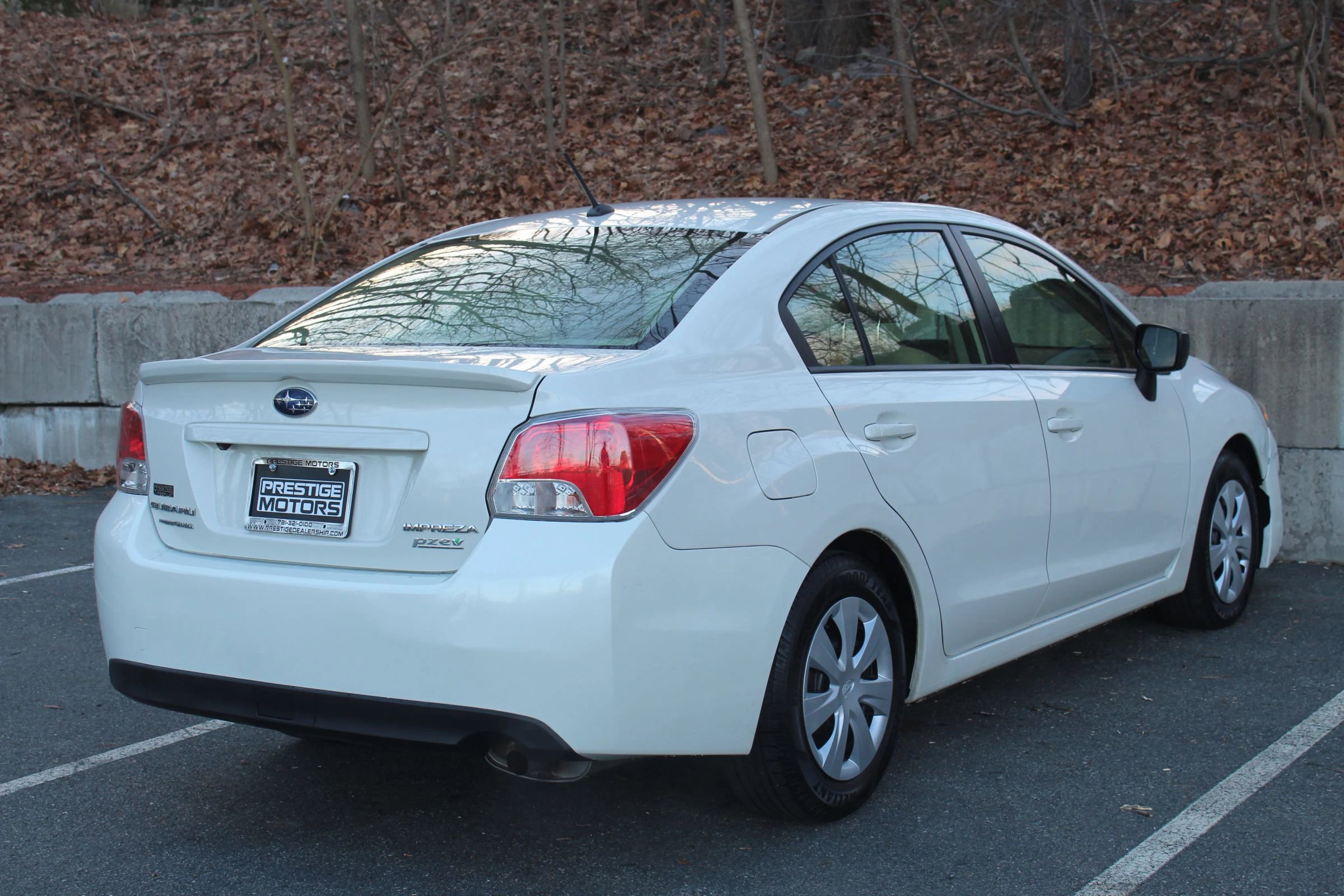 Used 2016 Subaru Impreza 2.0i image 9