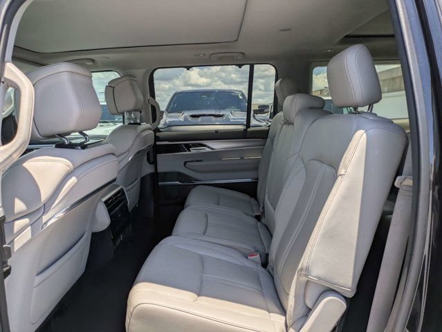 Used 2023 Jeep Grand Wagoneer L 4WD w/ Flexible Seating Group image 14