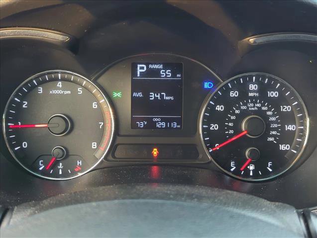 Used 2017 Kia Forte LX image 12