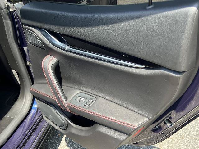 Used 2020 Maserati Ghibli S RWD image 13