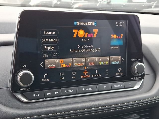 Used 2024 Nissan Rogue S image 16