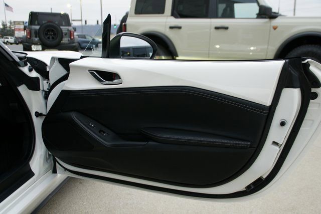 Used 2024 MAZDA MX-5 Miata Grand Touring w/ Weather Package image 25