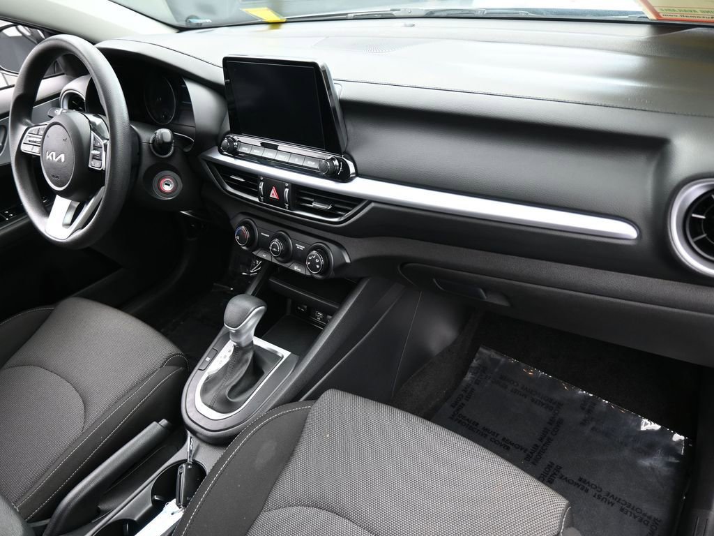 Used 2023 Kia Forte LXS image 37