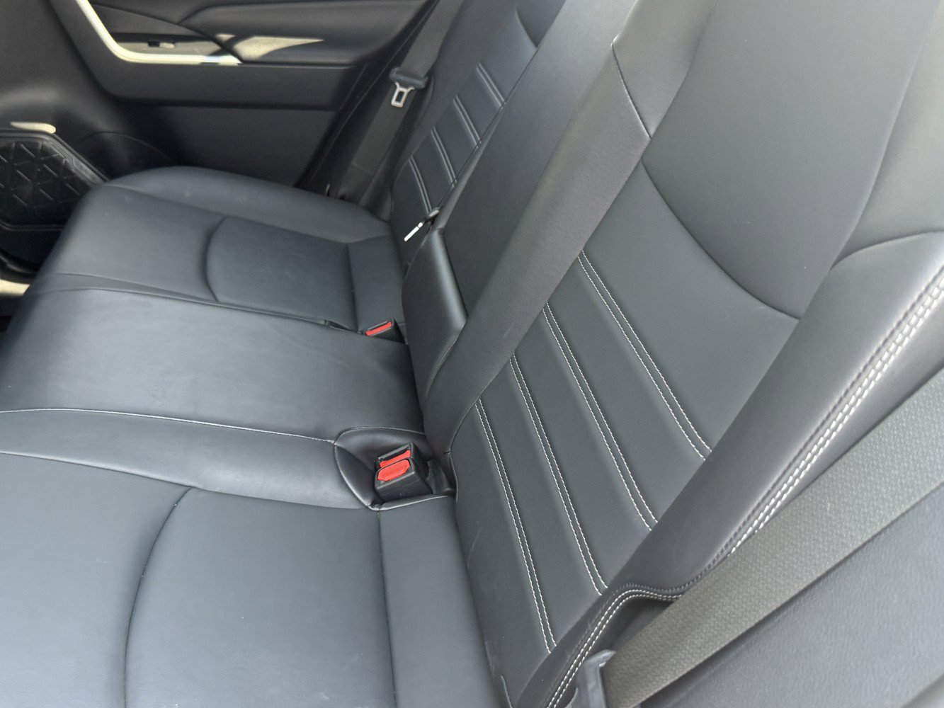 Used 2023 Toyota RAV4 XLE Premium AWD/4WD image 23