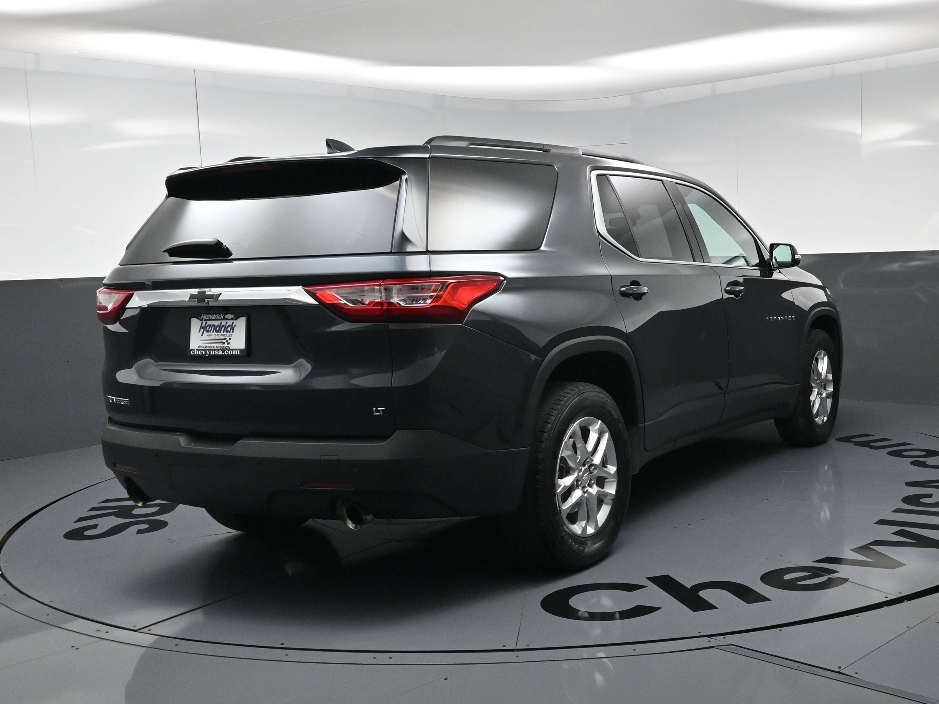 Used 2019 Chevrolet Traverse LT FWD image 9