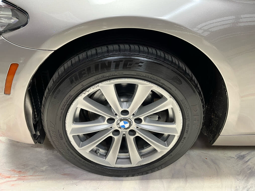 Used 2014 BMW 528i xDrive Sedan AWD/4WD image 35