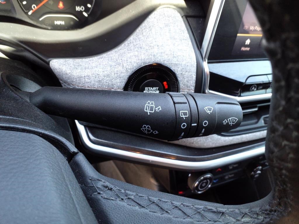 Used 2024 Jeep Compass Latitude image 24