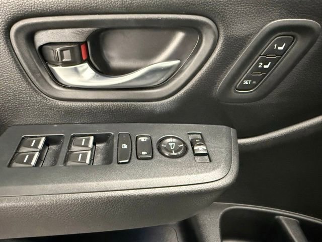 Used 2024 Honda Pilot Touring image 32