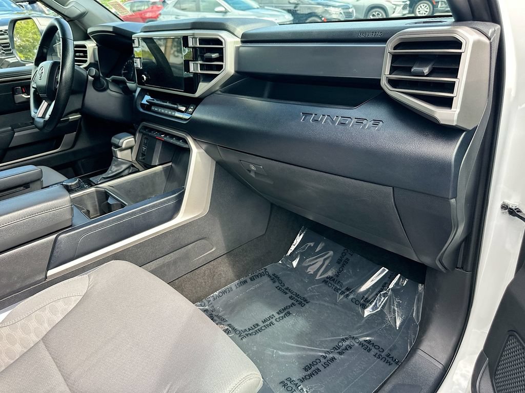 Used 2025 Toyota Tundra SR5 AWD/4WD image 26