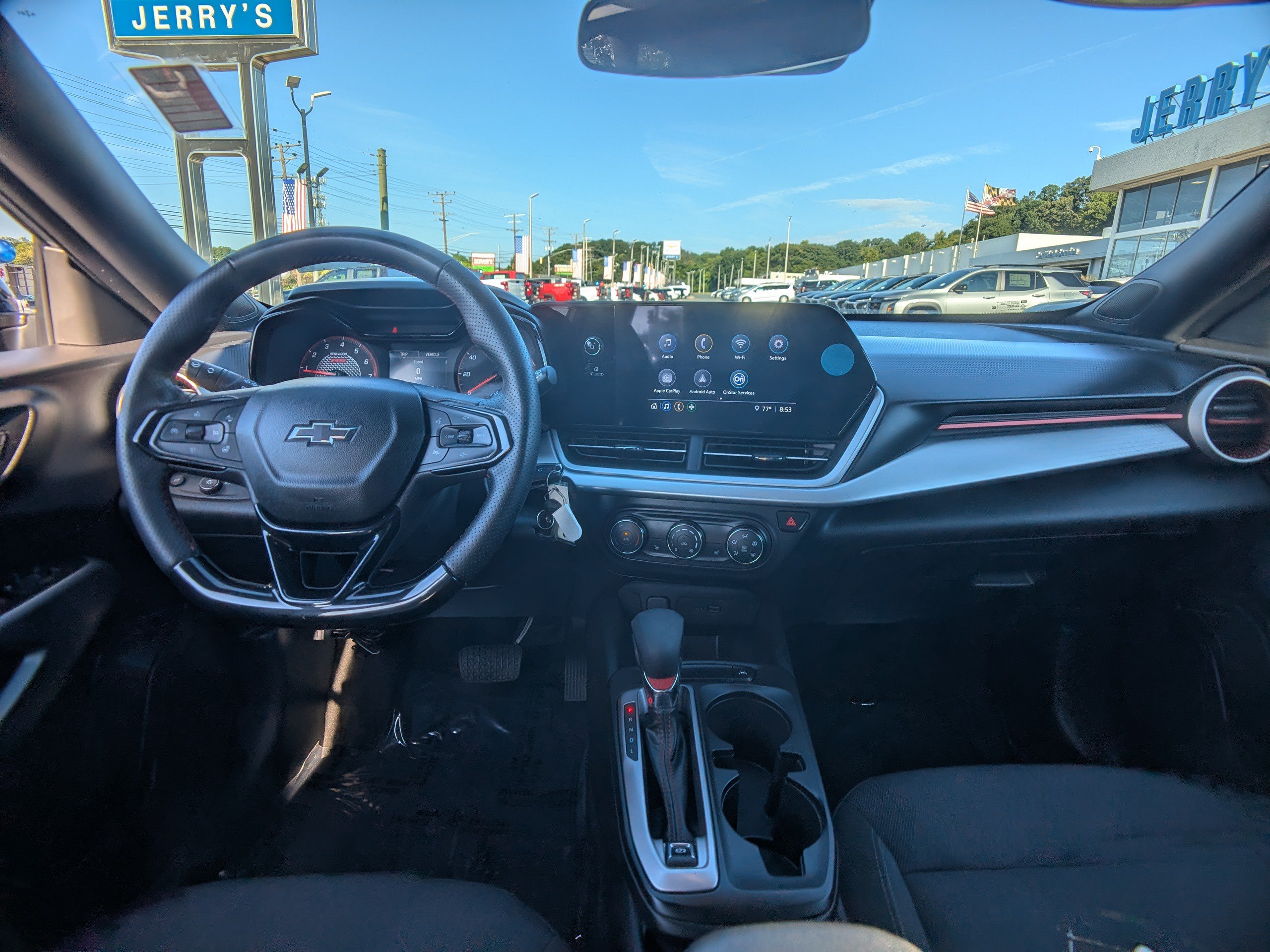 Used 2024 Chevrolet Trax RS w/ Driver Confidence Package FWD image 16