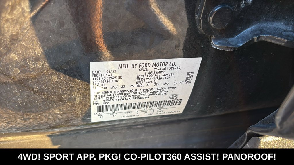 Used 2022 Ford Explorer XLT w/ Equipment Group 202A AWD/4WD image 32