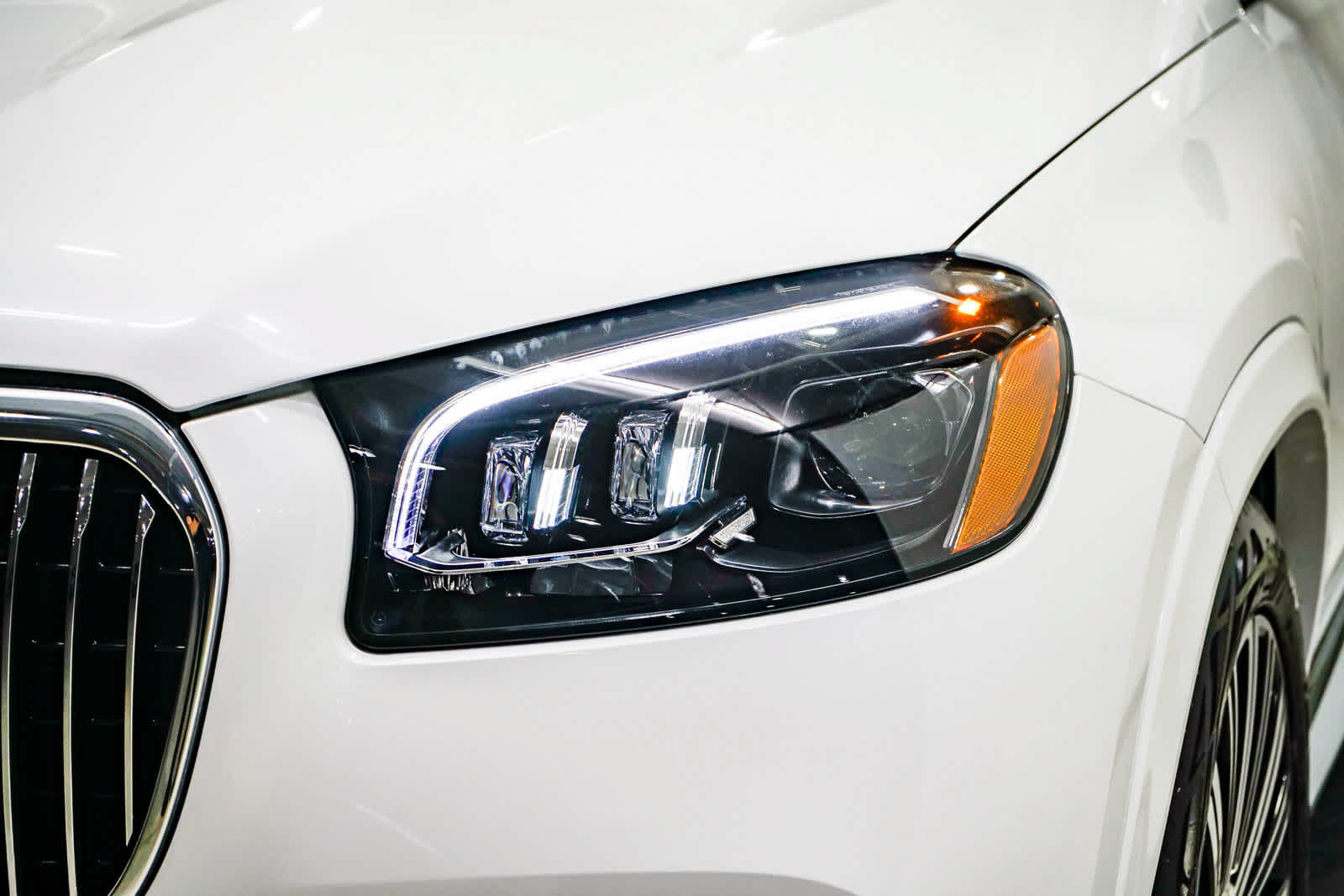 New 2026 Mercedes-Benz Maybach GLS 600 4MATIC image 7