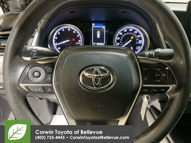 Used 2021 Toyota Camry LE image 15