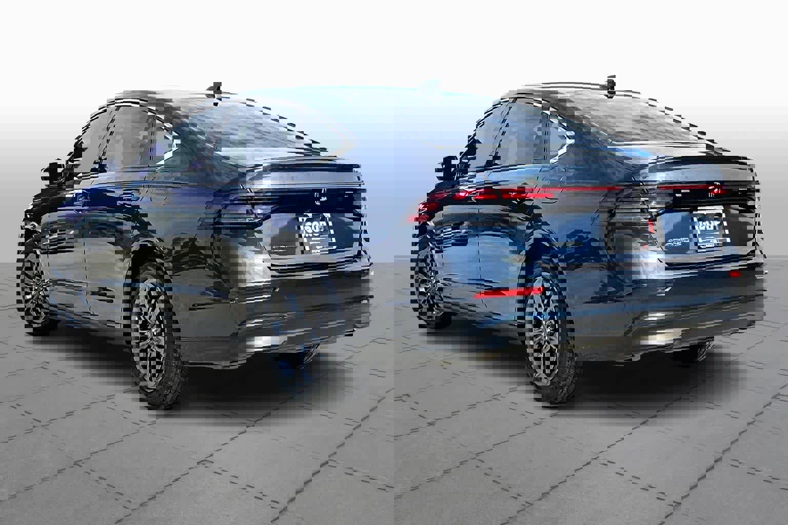 Certified 2023 Honda Accord EX image 11