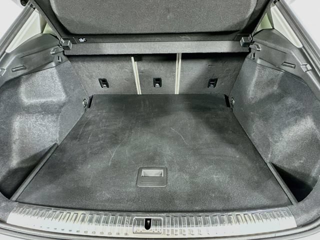 Used 2025 Audi Q3 2.0T Premium AWD/4WD image 30