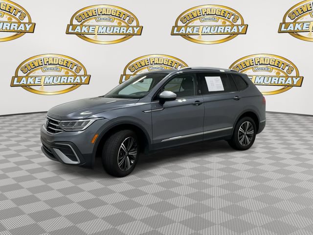 Used 2024 Volkswagen Tiguan SE FWD image 7