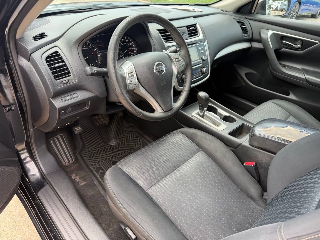 Used 2016 Nissan Altima 2.5 SV FWD image 12