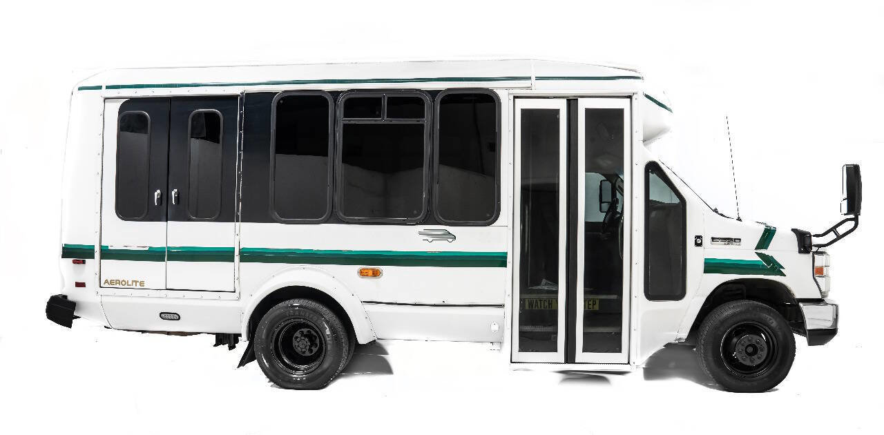 Used 2016 Ford E-350 and Econoline 350 Super Duty w/ Shuttle Bus Prep Package image 5