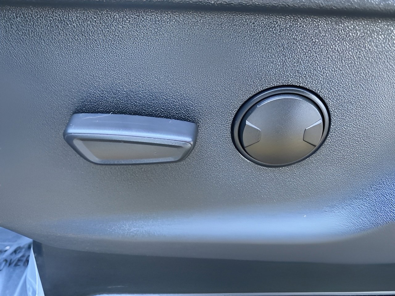 Used 2024 Ford F150 XLT w/ Mobile Office Package image 11