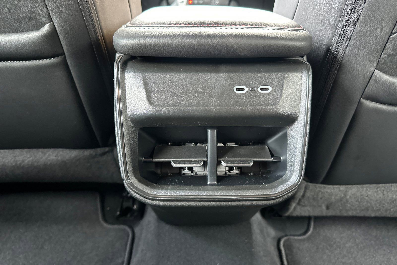 New 2026 Dodge Charger Scat Pack w/ Blacktop Package image 15