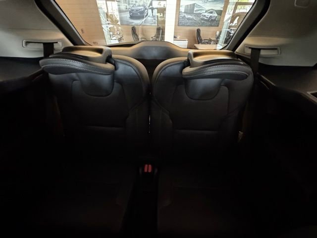 New 2025 Volvo XC90 T8 Ultra w/ Protection Package Premier image 18