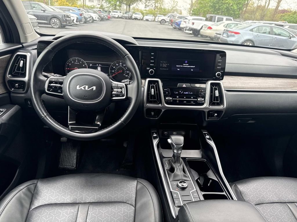 Used 2022 Kia Sorento S AWD/4WD image 15