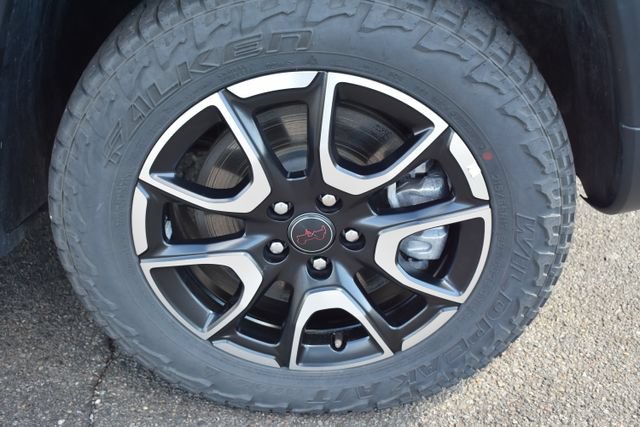 Used 2025 Jeep Compass Trailhawk AWD/4WD image 42