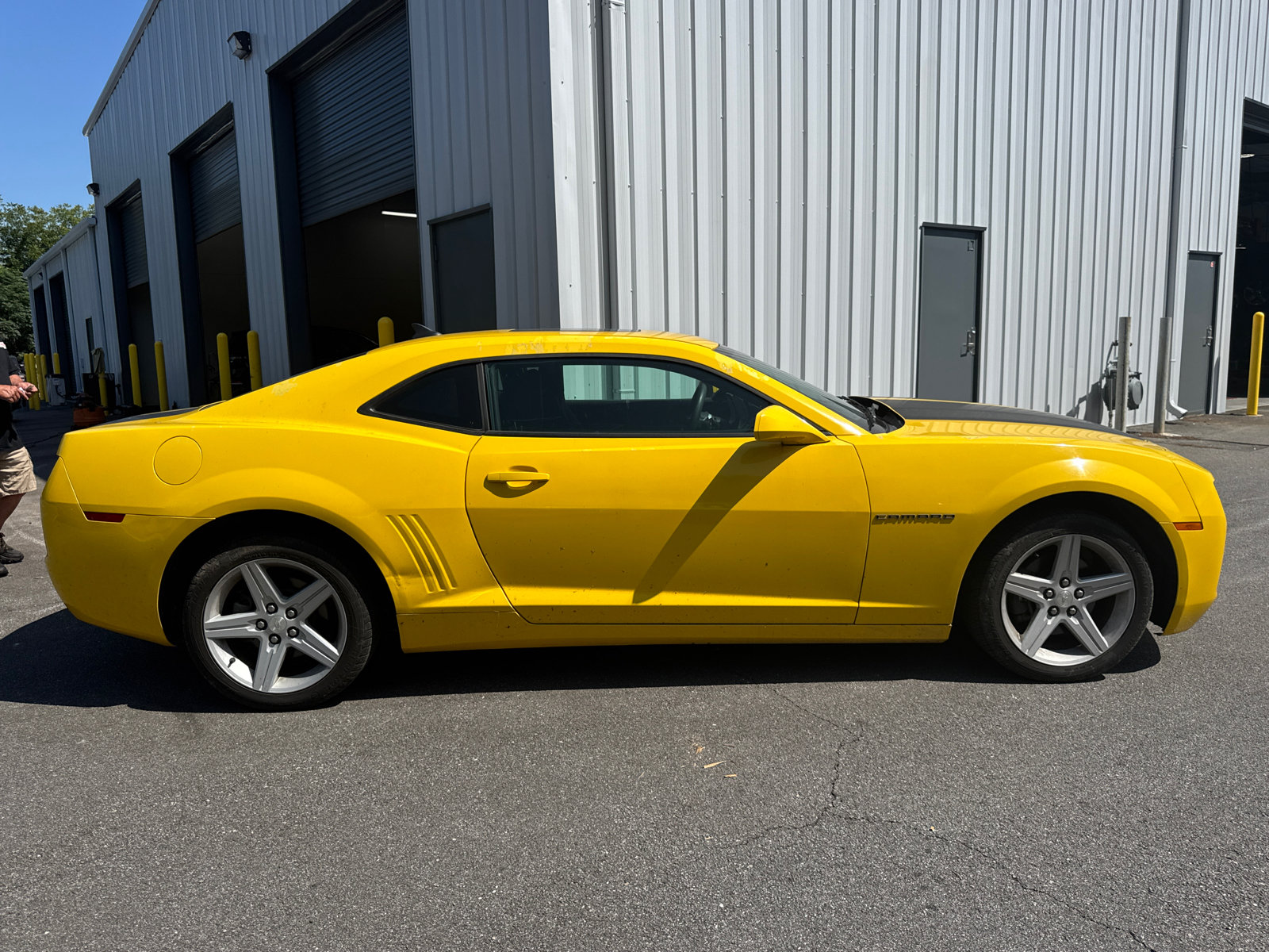 Used 2010 Chevrolet Camaro LT RWD image 4