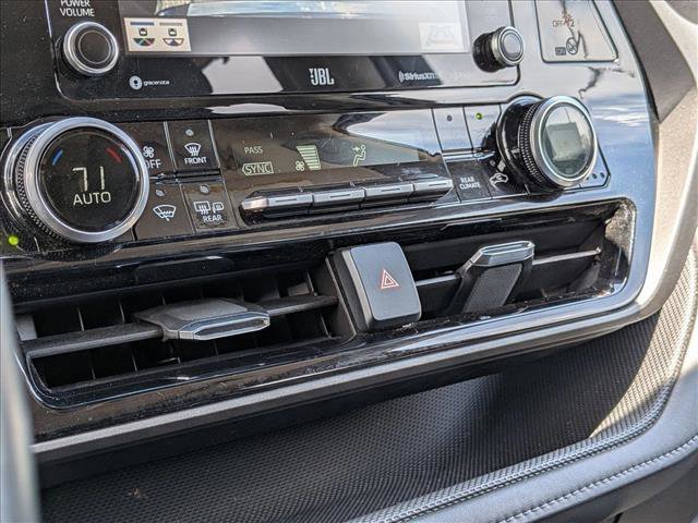 Used 2020 Toyota Highlander Limited AWD/4WD image 9
