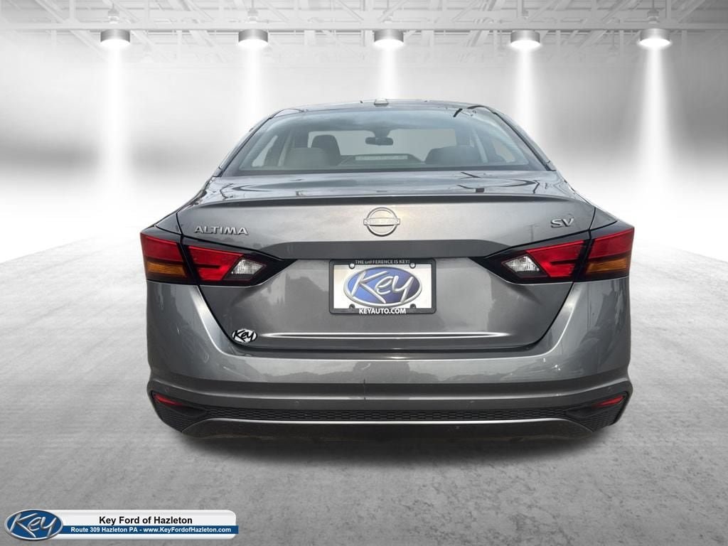 Used 2024 Nissan Altima 2.5 SV FWD image 7