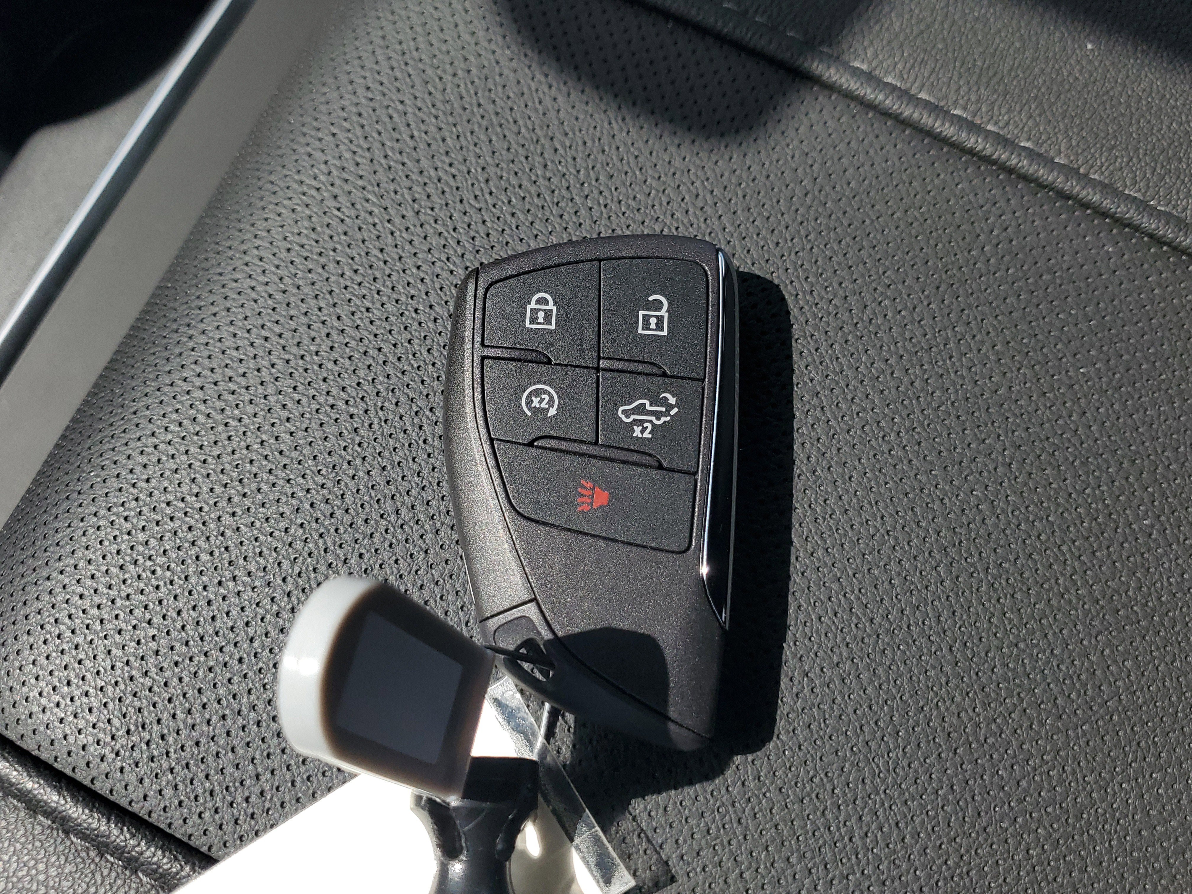 Used 2026 Chevrolet Silverado 3500 LTZ w/ LTZ Premium Package image 30