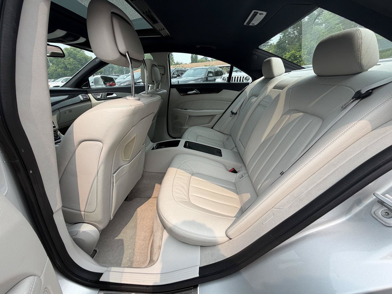 Used 2015 Mercedes-Benz CLS 550 4MATIC image 23