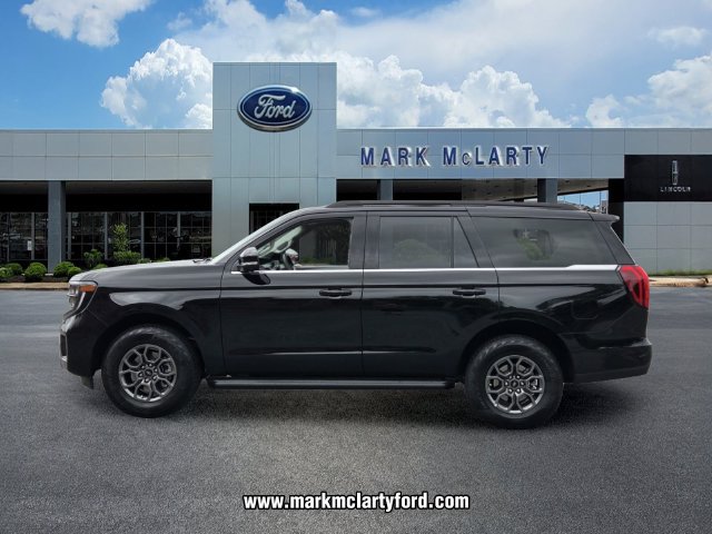 New 2026 Ford Expedition Active RWD image 2