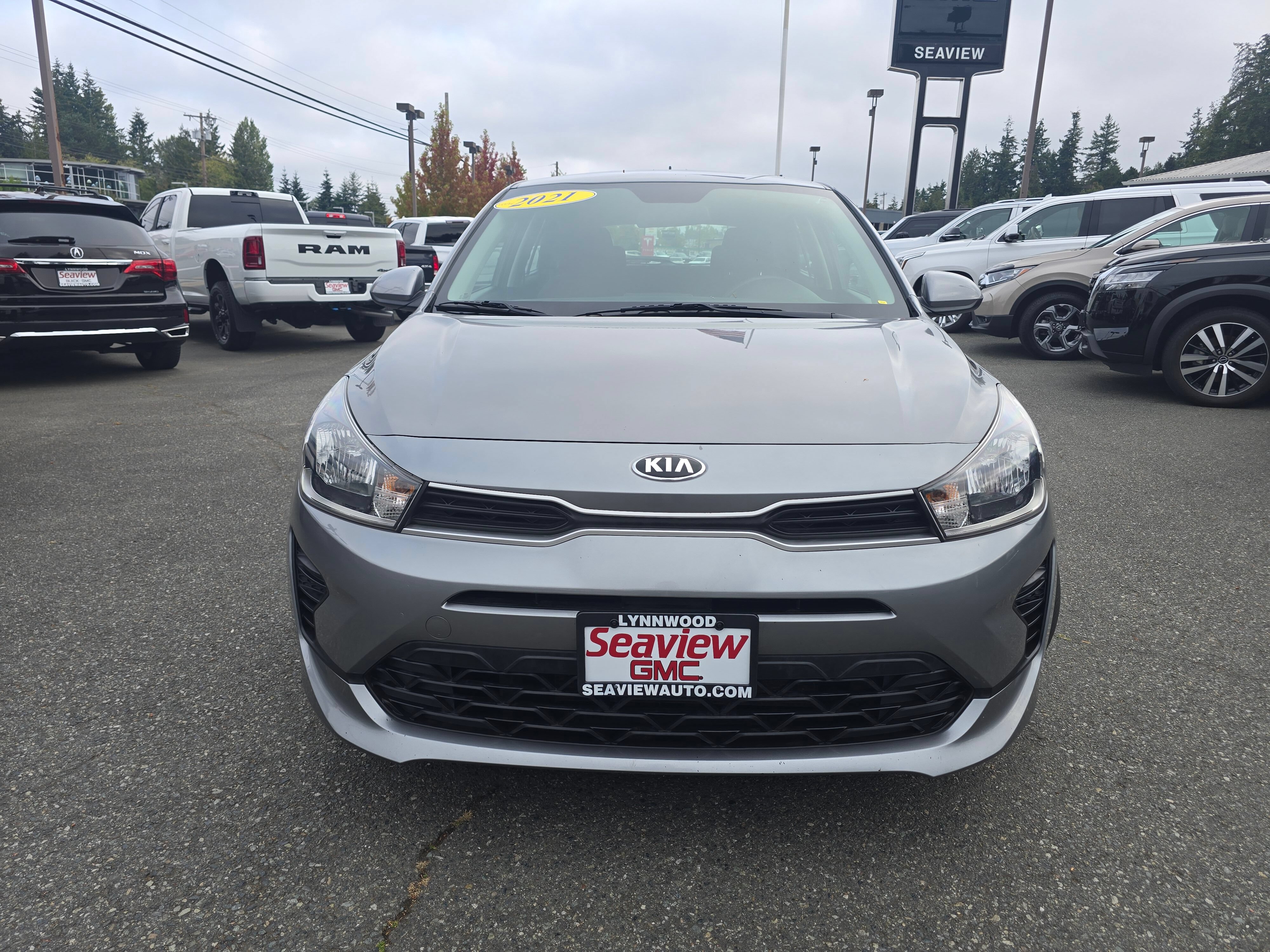 Used 2021 Kia Rio S FWD image 2