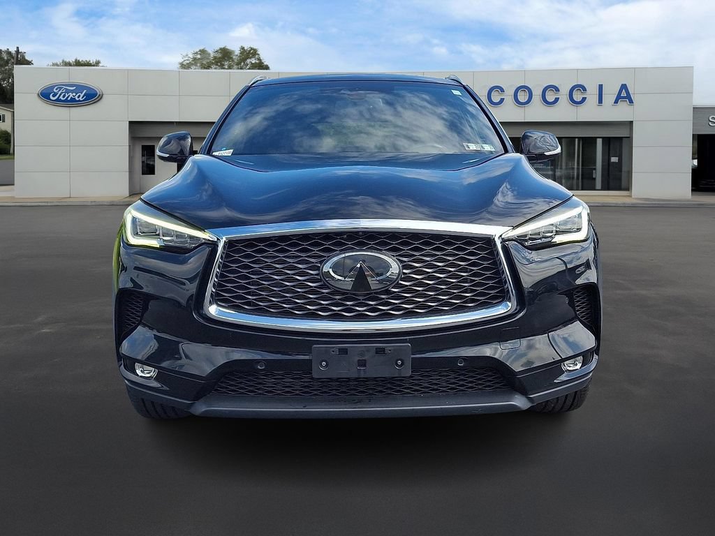 Used 2019 INFINITI QX50 Essential w/ Sensory Package AWD/4WD image 2