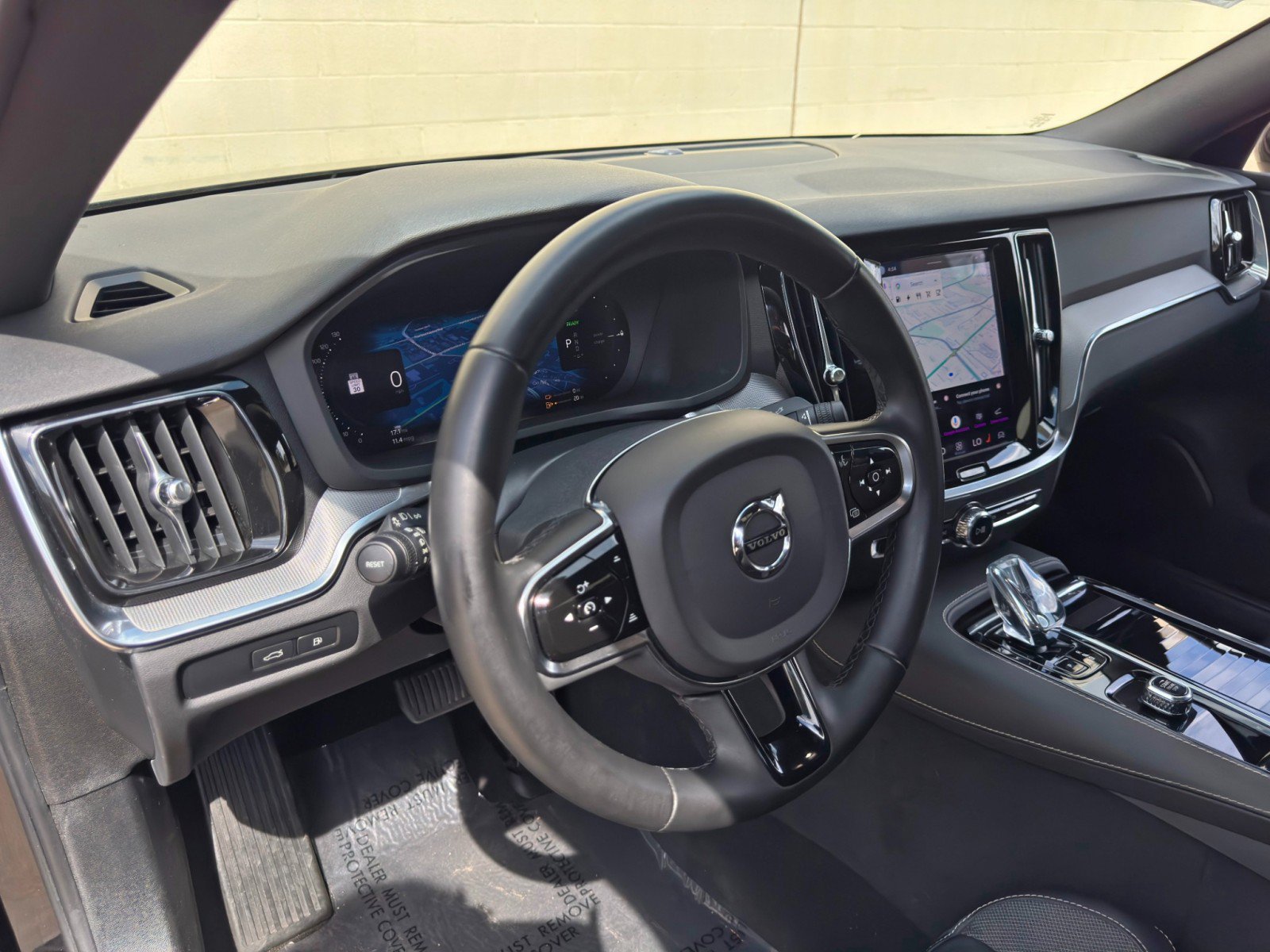 Used 2024 Volvo S60 T8 Plus AWD/4WD image 11