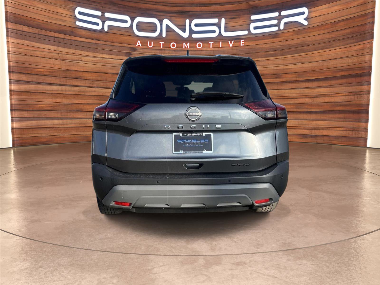 Used 2023 Nissan Rogue S image 5