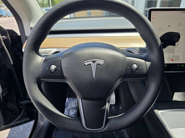 Used 2022 Tesla Model Y Performance AWD/4WD image 26
