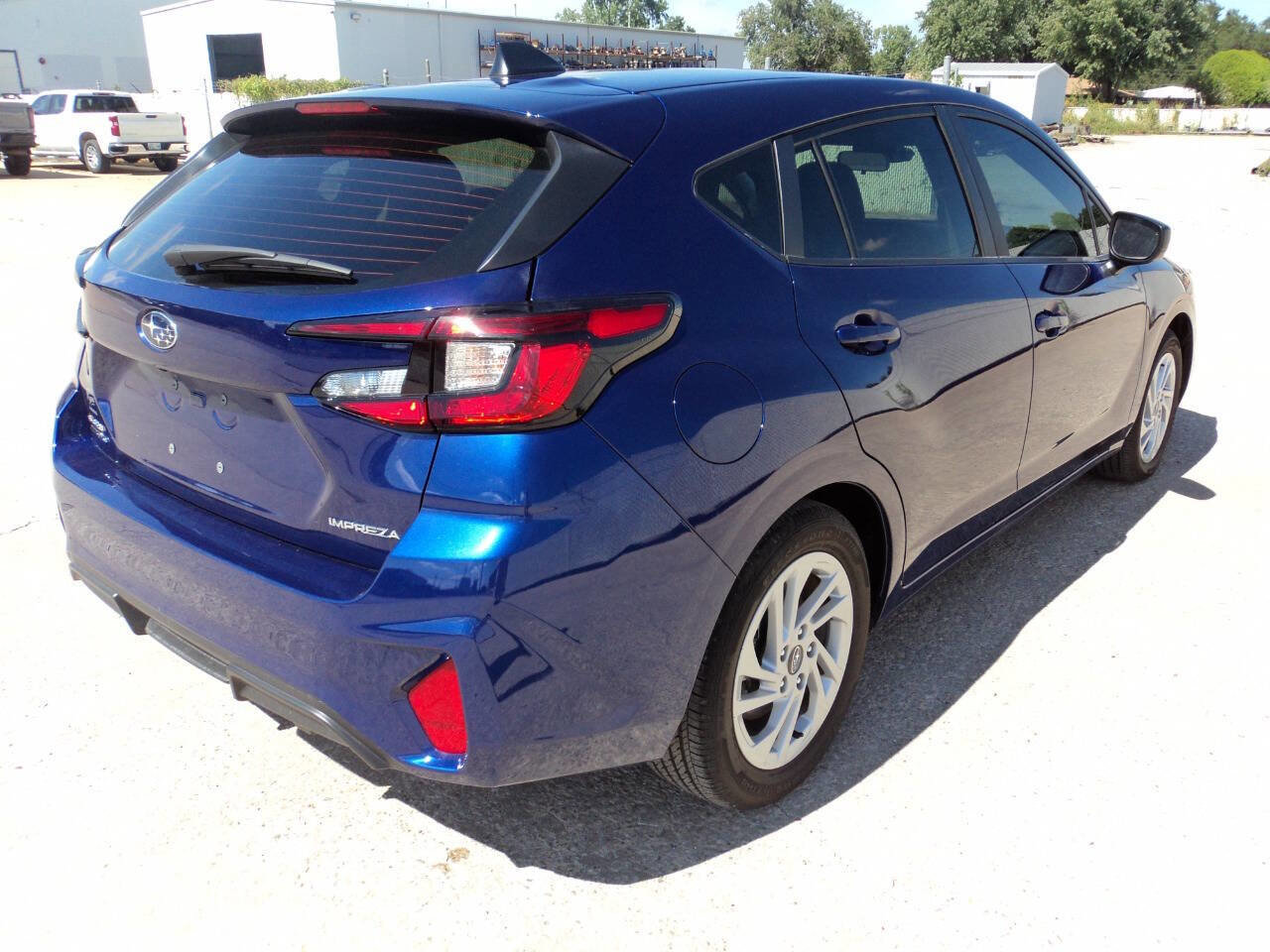 Used 2024 Subaru Impreza 2.0i image 5