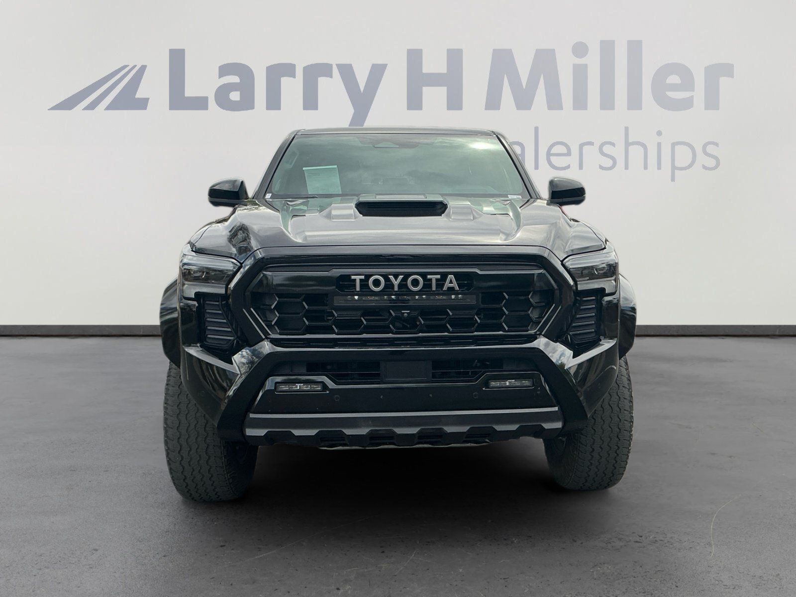 Certified 2024 Toyota Tacoma TRD Pro AWD/4WD image 8