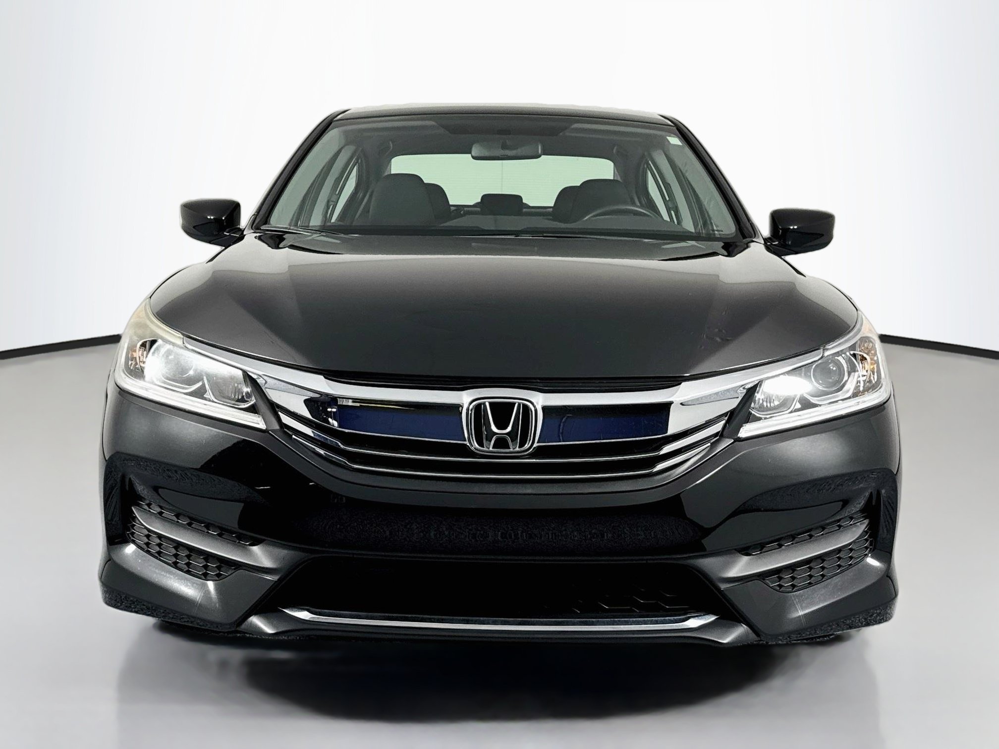 Certified 2017 Honda Accord LX image 2